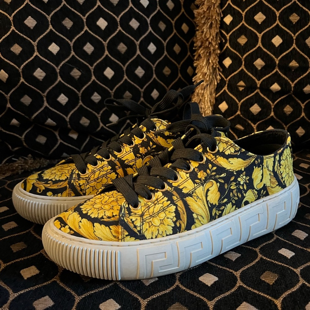 Versace 37 sneakers black gold 7 baroque greca